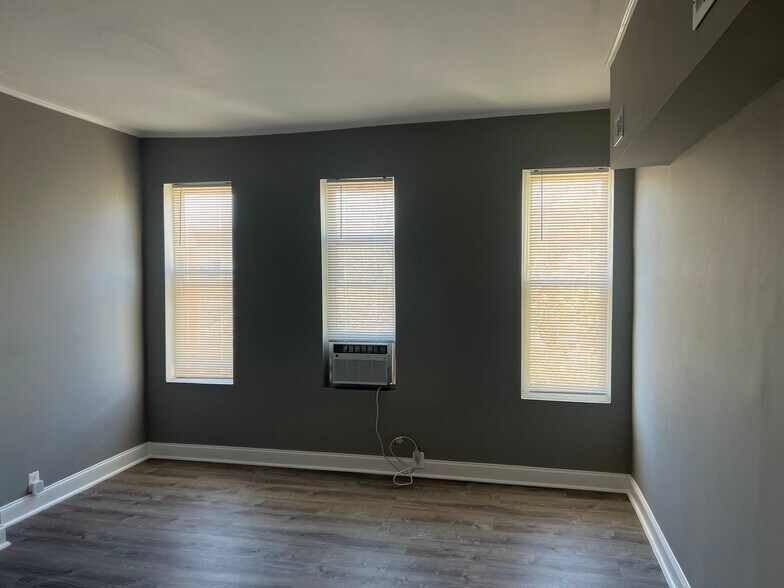 Building Photo - 1737 N Caroline St