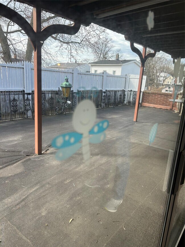 Building Photo - 125 W Hoffman Ave