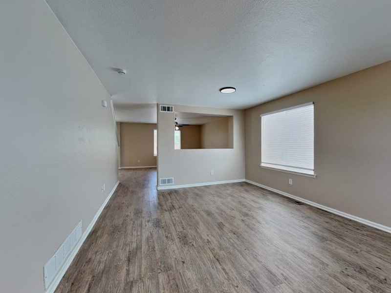 Building Photo - 229 Morales Ln