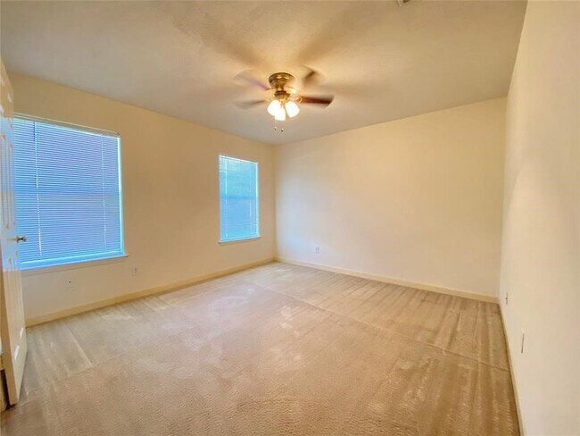 Building Photo - 13606 Midfield Glen Ct