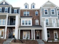 Building Photo - Luxury 3 Story 4 BD/3.5 Bath Townhome @ Sm...
