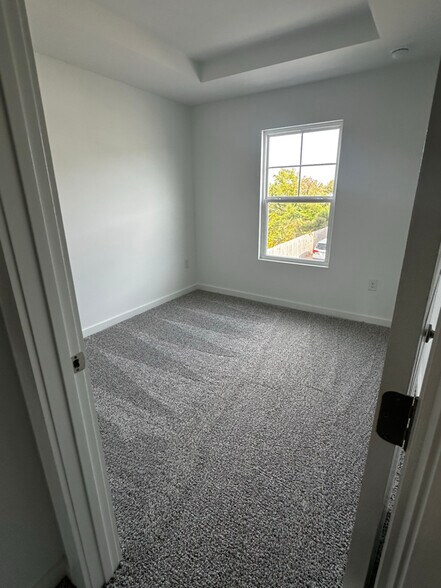 Building Photo - 5898 Tyndall Pkwy