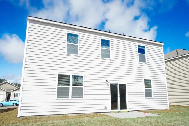 Building Photo - Coming Available!