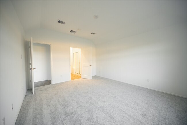 Building Photo - 2611 Olivine Stone Dr