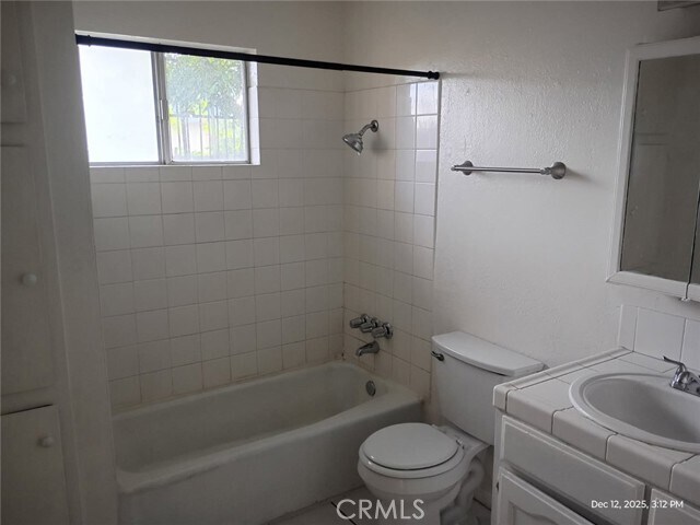 Building Photo - 13463 Edgemont St
