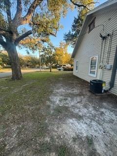 Building Photo - 500 W Milam St