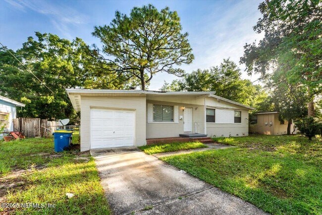 Building Photo - 5941 Caribbean Dr S