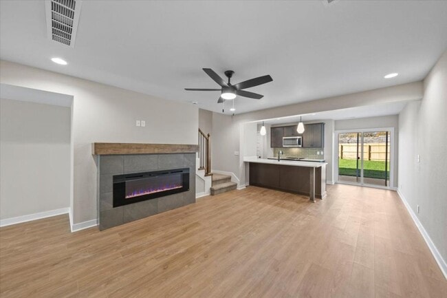 Building Photo - 4614 Forest Ave