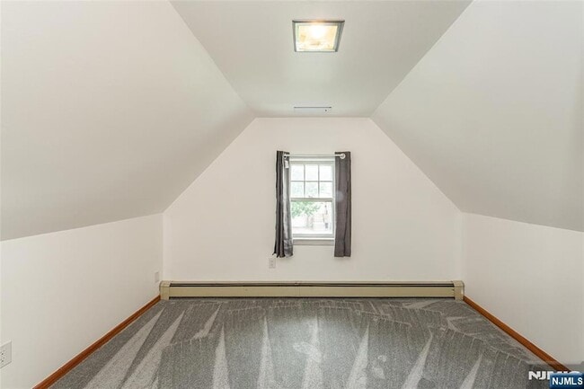 Building Photo - 343 Brinkerhoff Ave