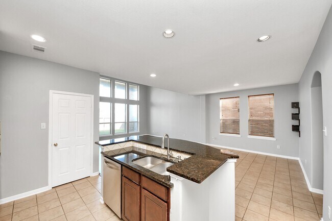 Building Photo - 26706 Bellwood Pines Dr