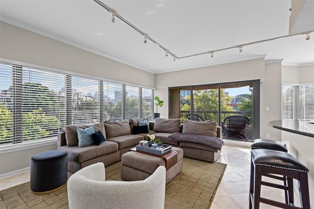 Building Photo - 3030 McKinney Ave