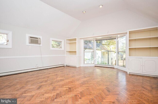 Building Photo - 7205 46th St