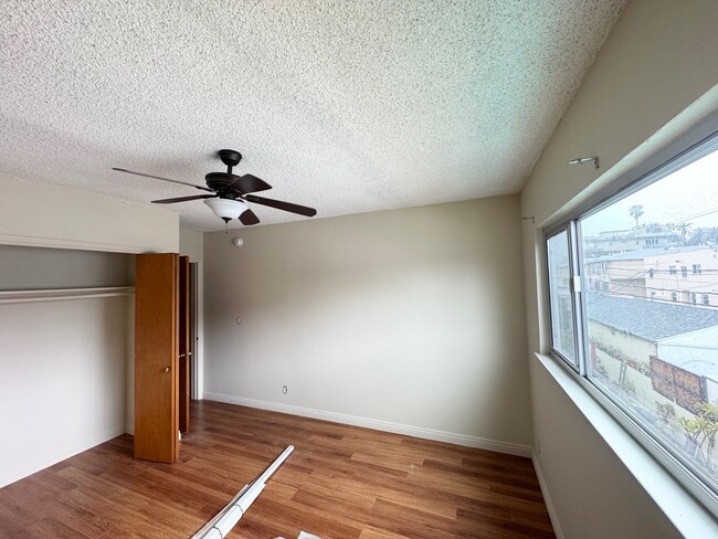 Bedroom - 1320 N Poinsettia Pl