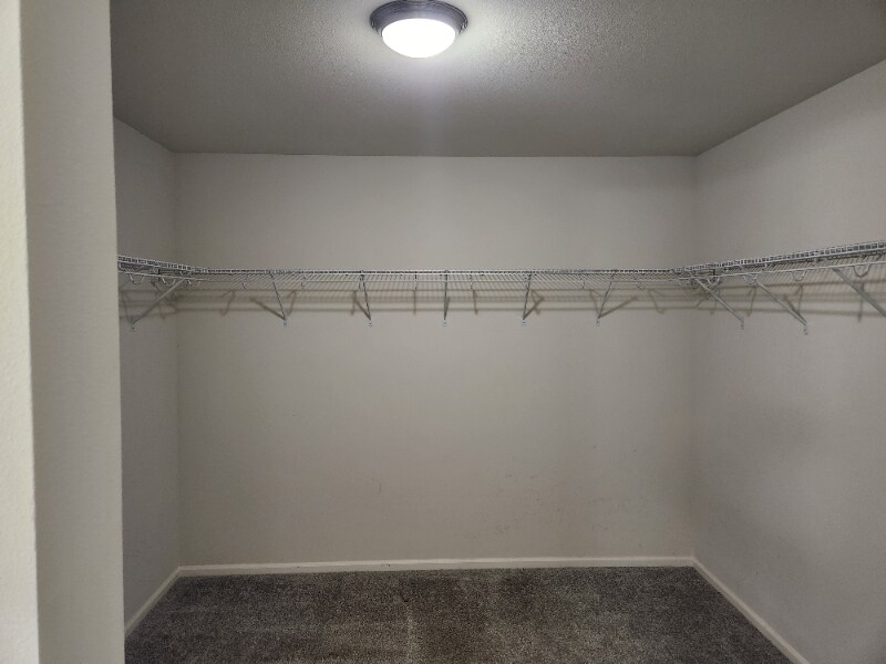 Building Photo - 15028 Iverson Lp SE