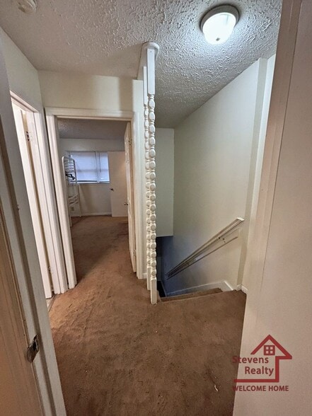 Building Photo - 111 Bybee Dr