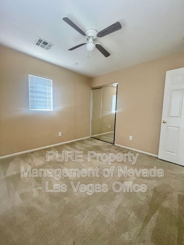 Building Photo - 126 Solidago Ave