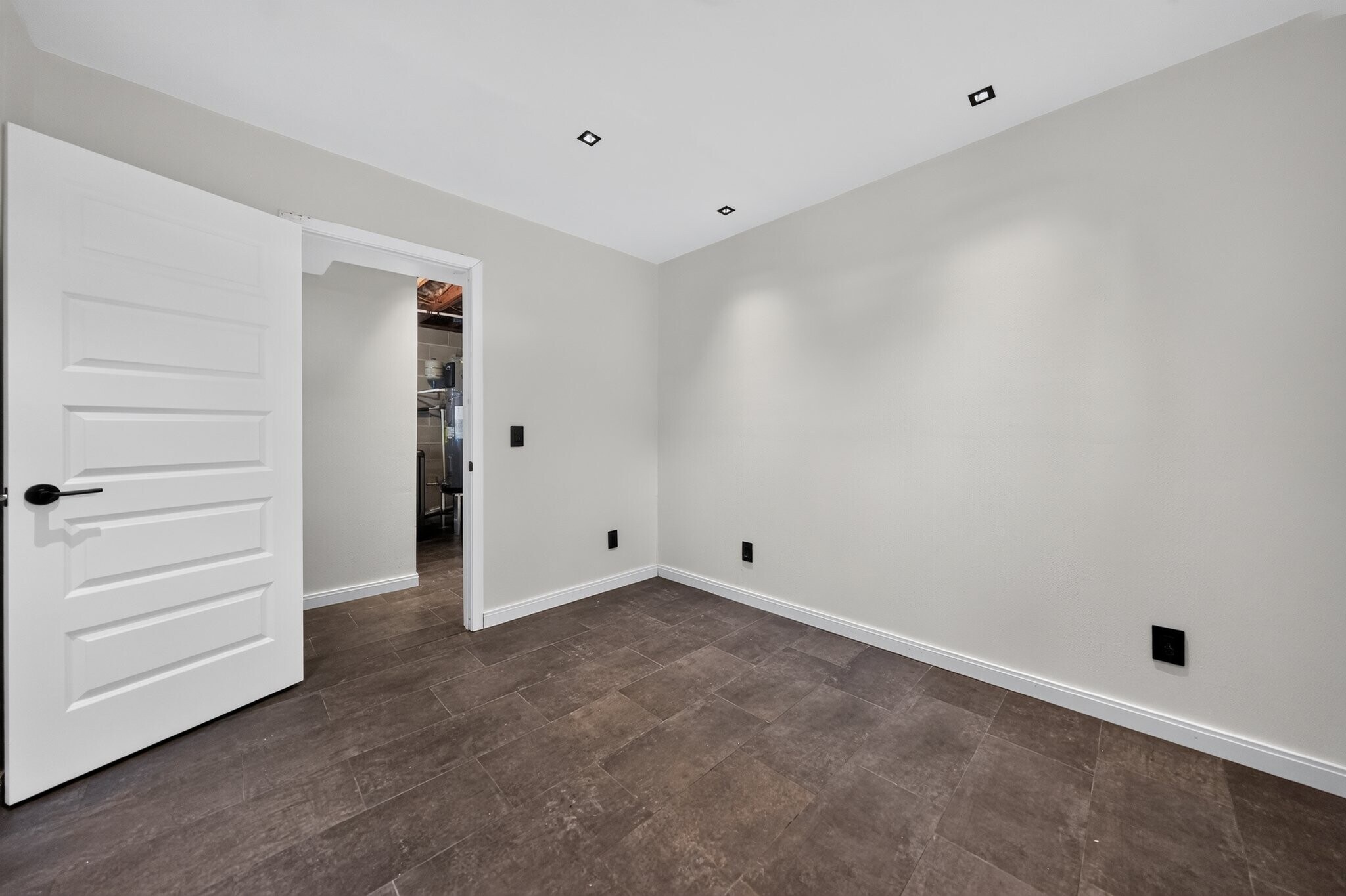 Building Photo - 3906 Pickett Dr SW