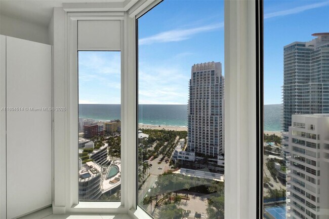 Building Photo - 300 South Pointe Dr