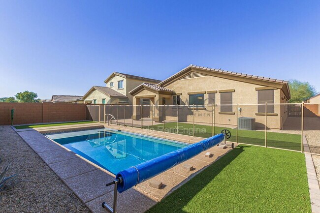 Building Photo - 42281 W Ramirez Dr