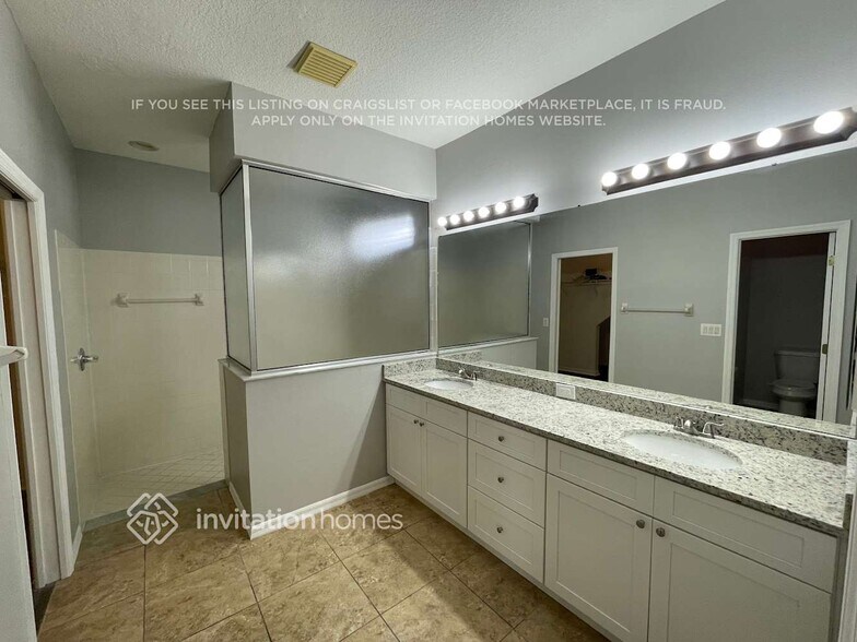 Building Photo - 2651 Silvermoss Dr