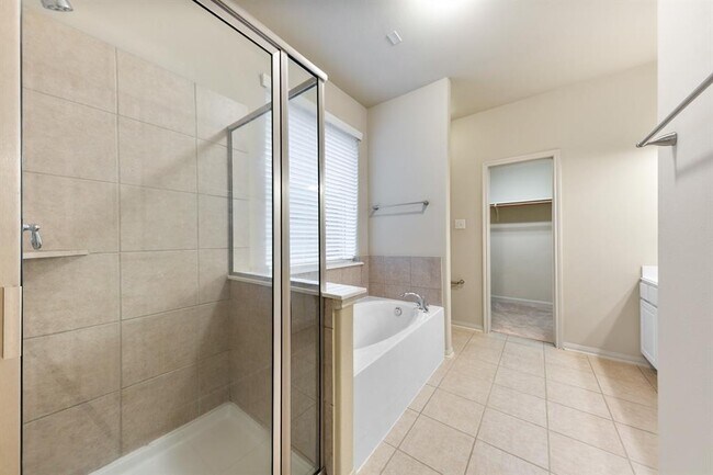 Building Photo - 11307 Elizabeth Brook Dr