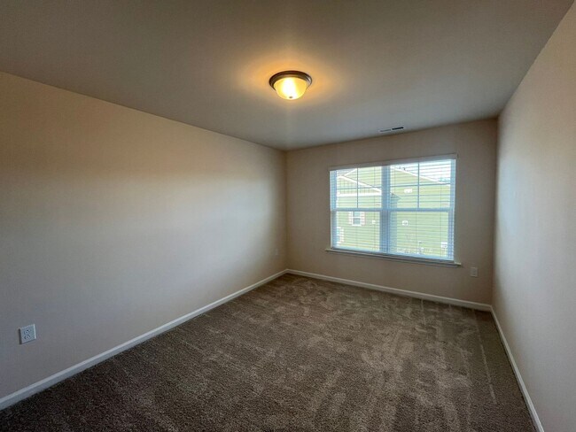 Building Photo - 5718 Preveza Pl