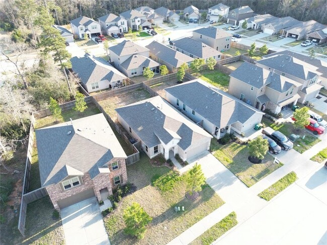 Building Photo - 118 Ashwood Glade Dr