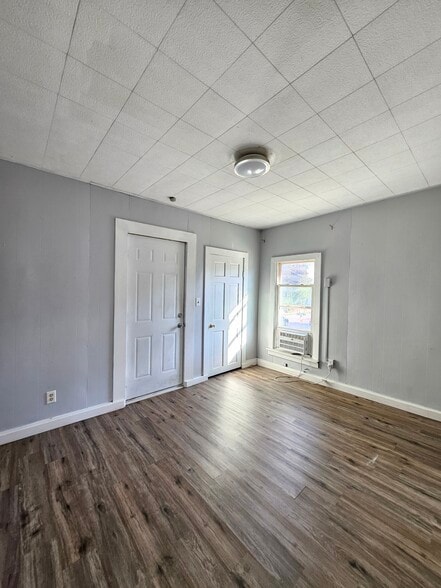 Building Photo - 311 S 3rd St