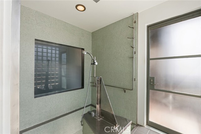 Building Photo - 3410 Hermosa Ave