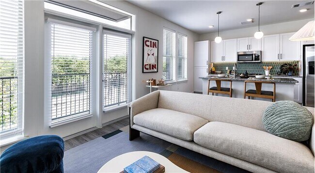 Building Photo - 5902 Westminster Dr