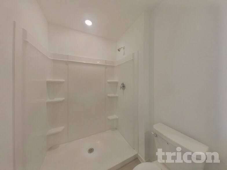 Building Photo - 10704 Dusty Rnch Rd