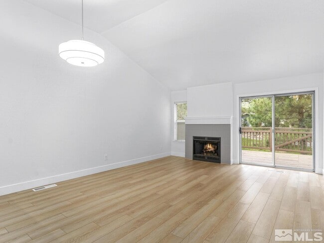 Building Photo - 3223 Alum Creek Ct