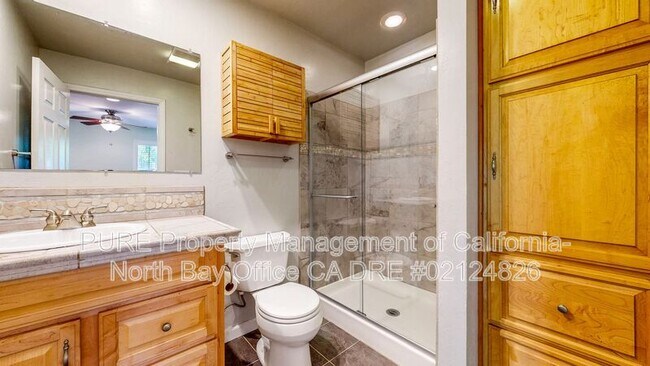 Building Photo - 652 Corlano Ave