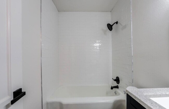 Building Photo - 2609 41st St