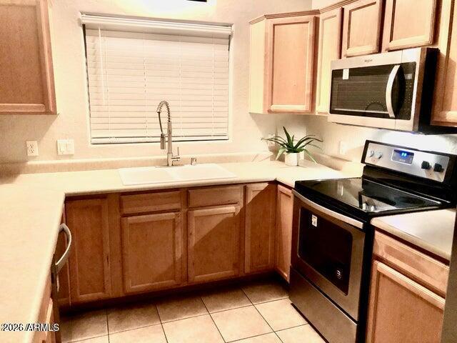 Building Photo - 1351 N Pleasant Dr