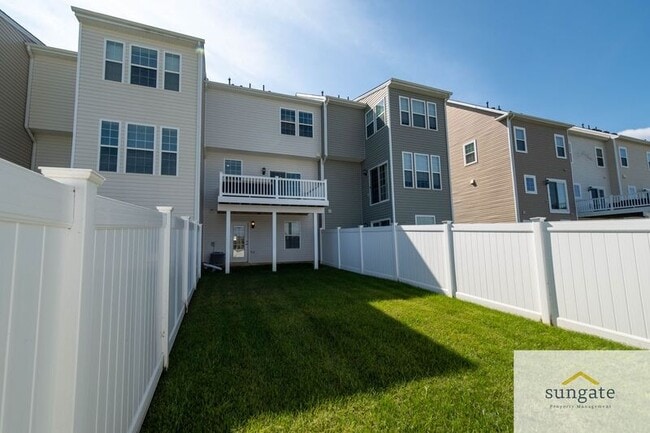 Building Photo - 1408 Onnesta Ct