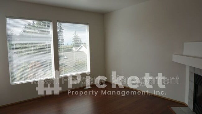 Building Photo - 11615 Breckenridge Ln NW