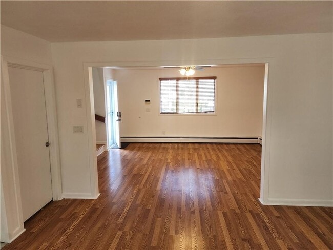 Building Photo - 44 Nellie St