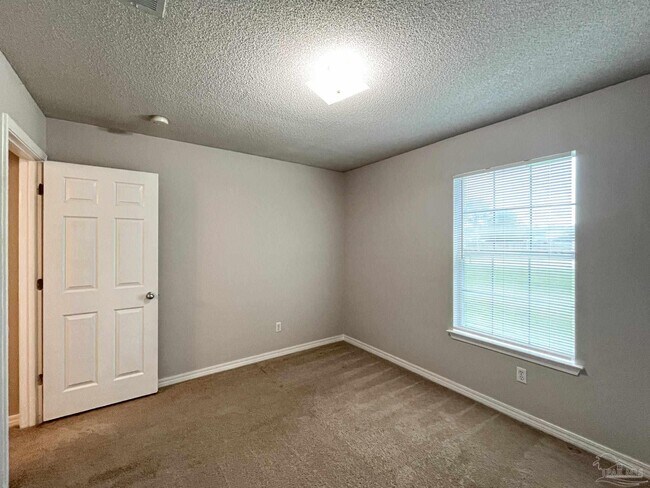 Building Photo - 766 Marlin Spike Dr