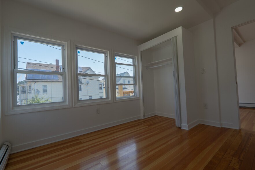 Building Photo - 24 Ames St