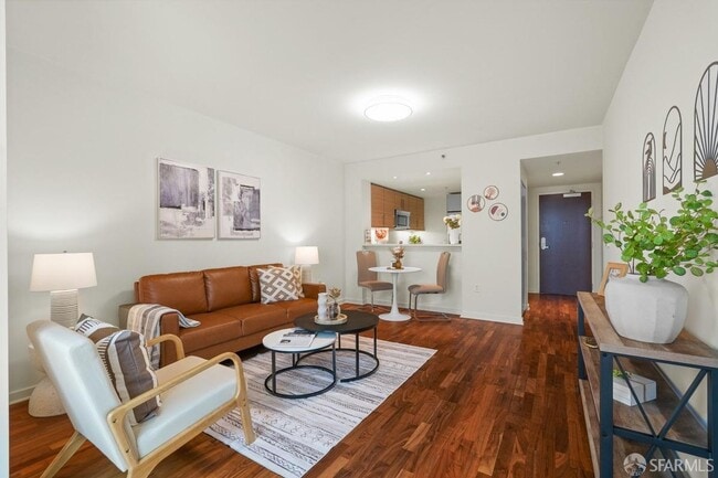 Building Photo - Luxury Condo at The Palms located in South of Market San Francisco