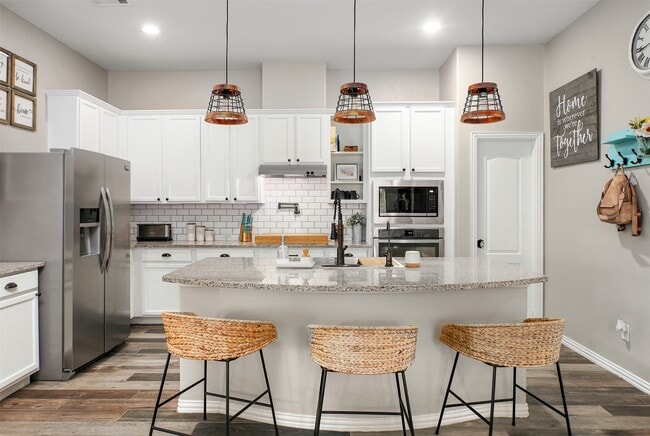 Building Photo - 3037 Broadhaven Dr