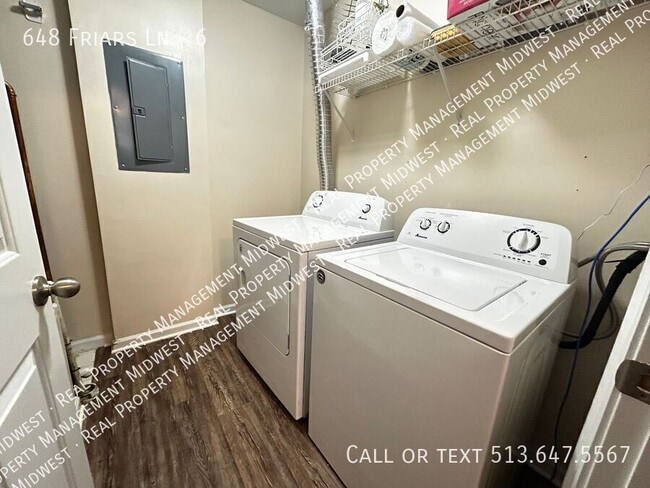 Building Photo - 648 Friars Ln