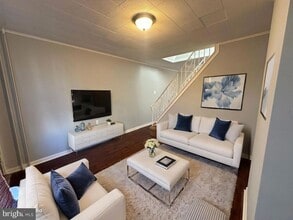 Building Photo - 2028 Haworth St