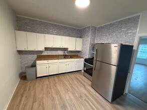 Building Photo - 58-60 Intervale Avenue