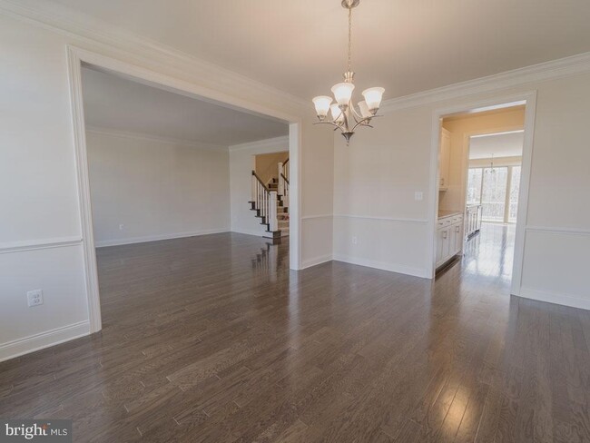 Building Photo - 22595 Windsor Locks Square