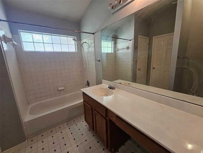 Building Photo - 4211 Mather