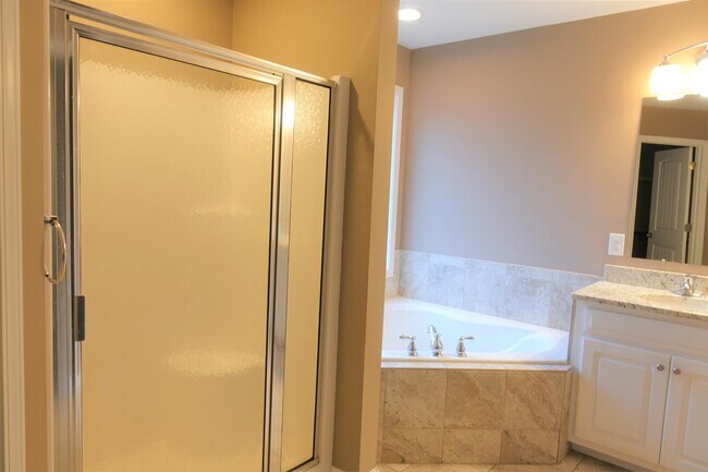 Building Photo - 200 State Rd S-42-2591