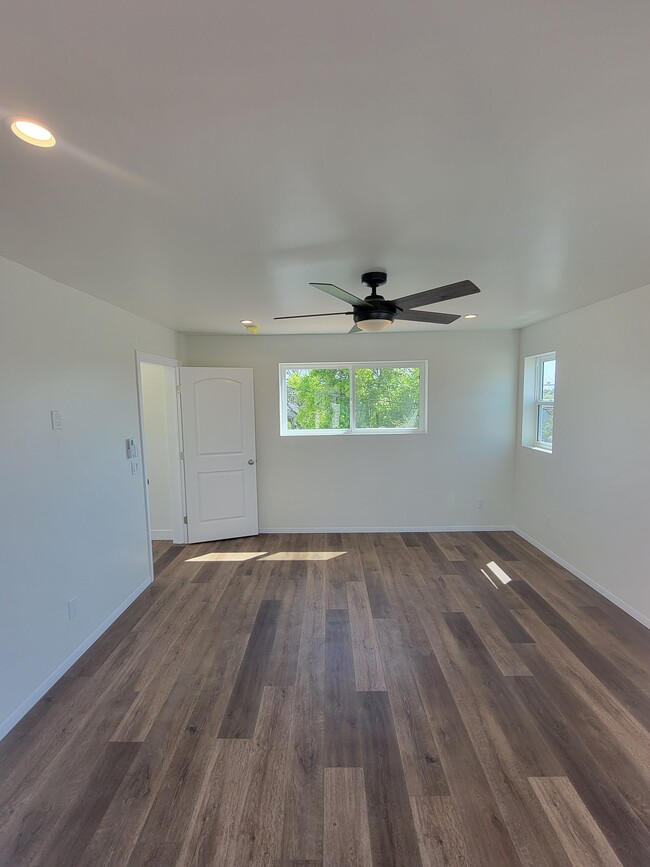 Master Bedroom - 5717 Airdrome St