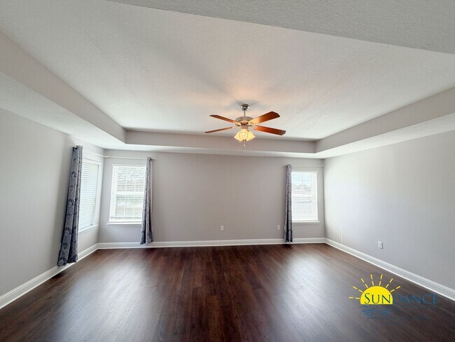 Building Photo - 8565 Holley Hills Cir